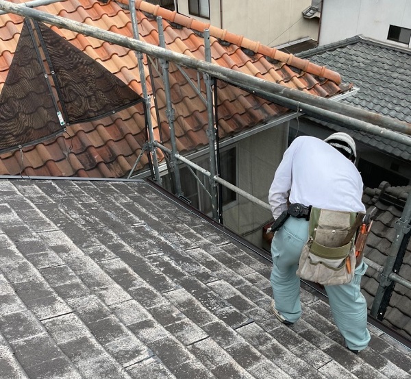 岡山県小田郡矢掛町　屋根重ね葺き工事　スレート屋根の工事3種類