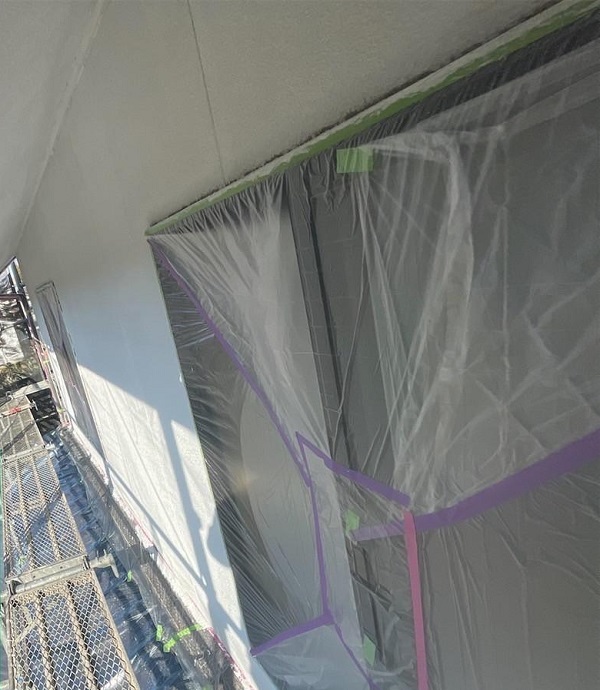 広島県福山市・H様邸　外壁塗装・付帯部塗装　外壁下塗りに微弾性フィラーを塗布しました (2)