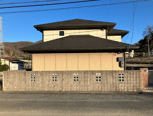 広島県福山市・S様邸　外壁塗装工事　現場調査①お住まい全体の写真 (3)