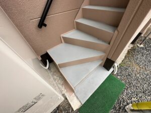 岡山県井原市_H様邸階段と手すり撤去後