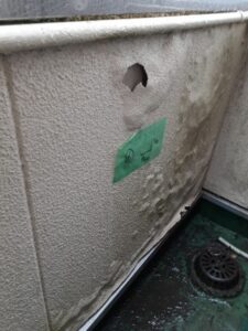 井原市F様邸ベランダ外壁膨らみ