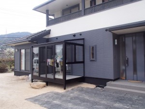笠岡市 外壁塗装・サンルーム設置リフォーム工事(施工後2)