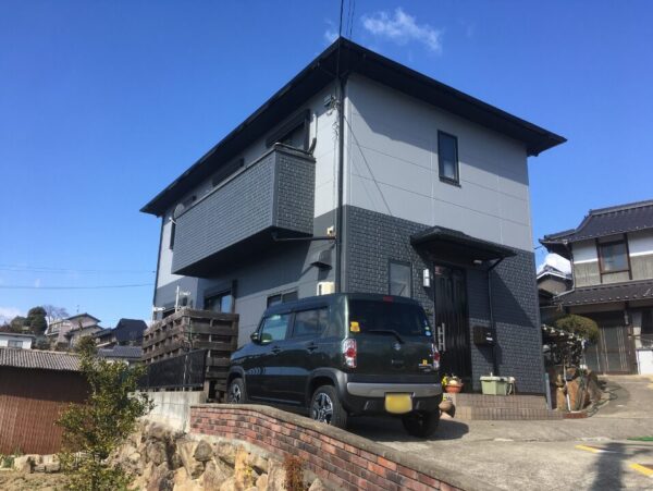 岡山県浅口郡里庄町・Y様邸｜屋根カバー工法・サイディング外壁・雨樋・軒天・破風の塗装工事