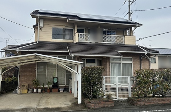 広島県福山市・F様邸|外壁塗装で既存の色に近い色で塗装をし、新築の頃の美しさを取り戻しました! (1)
