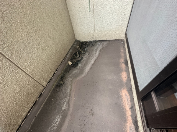W様邸ベランダの様子１枚目