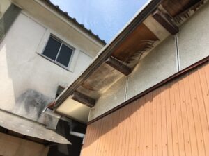 浅口市T様邸軒裏3