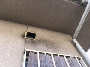 笠岡市K様邸外壁換気扇周辺