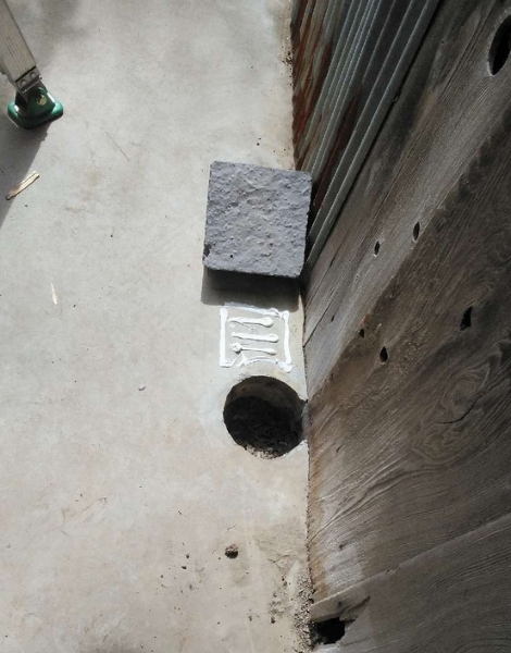 小田郡T様邸小屋補強工事柱設置1