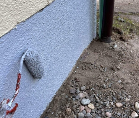 福山市M様邸基礎塗装1