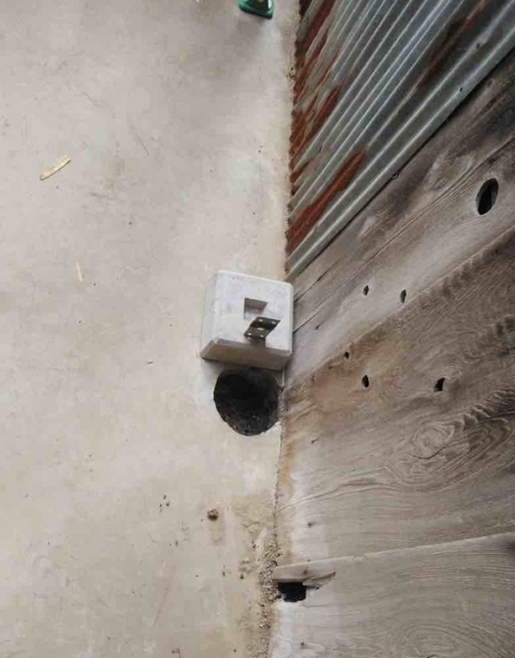 小田郡T様邸小屋補強工事柱設置2