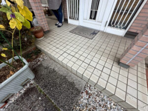 福山市F様邸玄関点検2