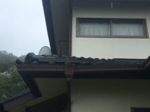 笠岡市S様邸雨樋点検1